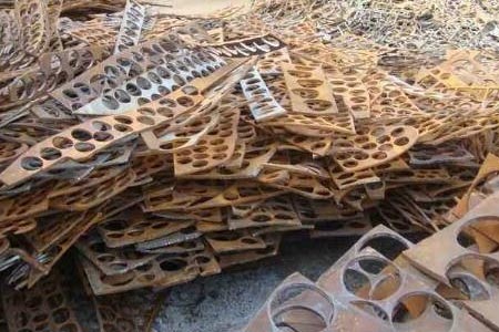 绍兴嵊州鹿山不锈钢水池设备回收
